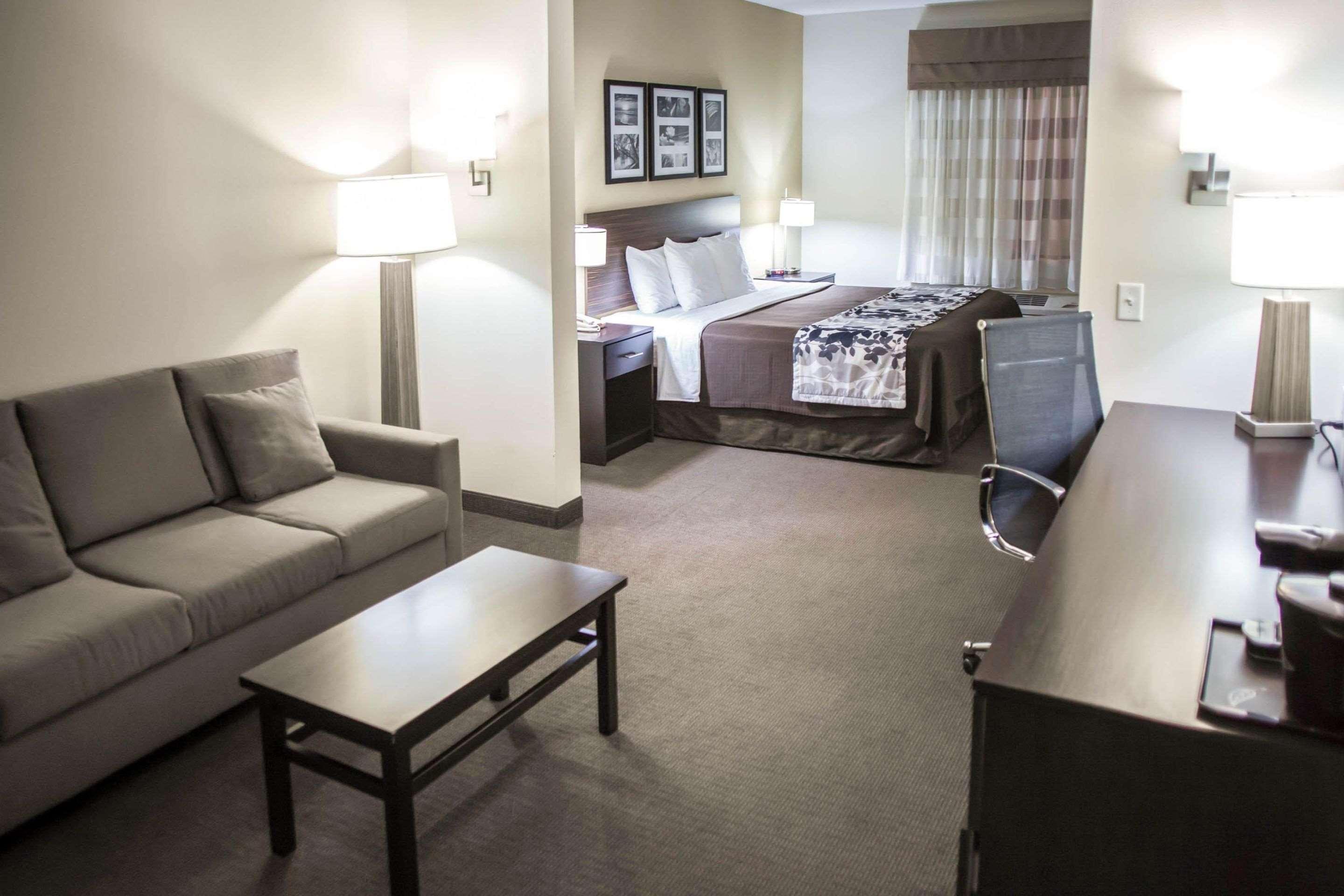 Hotel Sleep & Indoor Waterpark