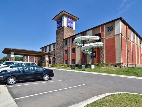 Sleep & Indoor Waterpark Hotel Liberty