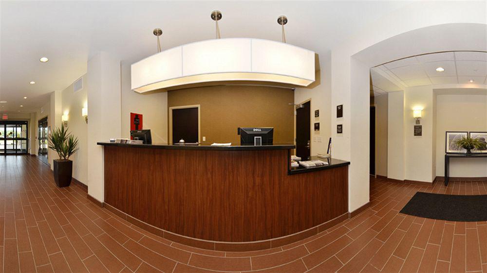 Sleep & Indoor Waterpark Hotel 3*